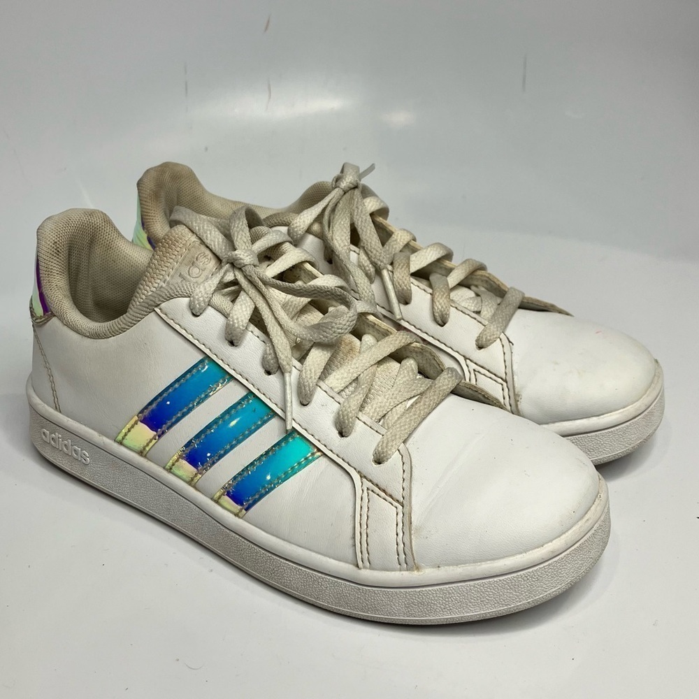 Adidas iridescent striped sneakers white‎ size 3 youth